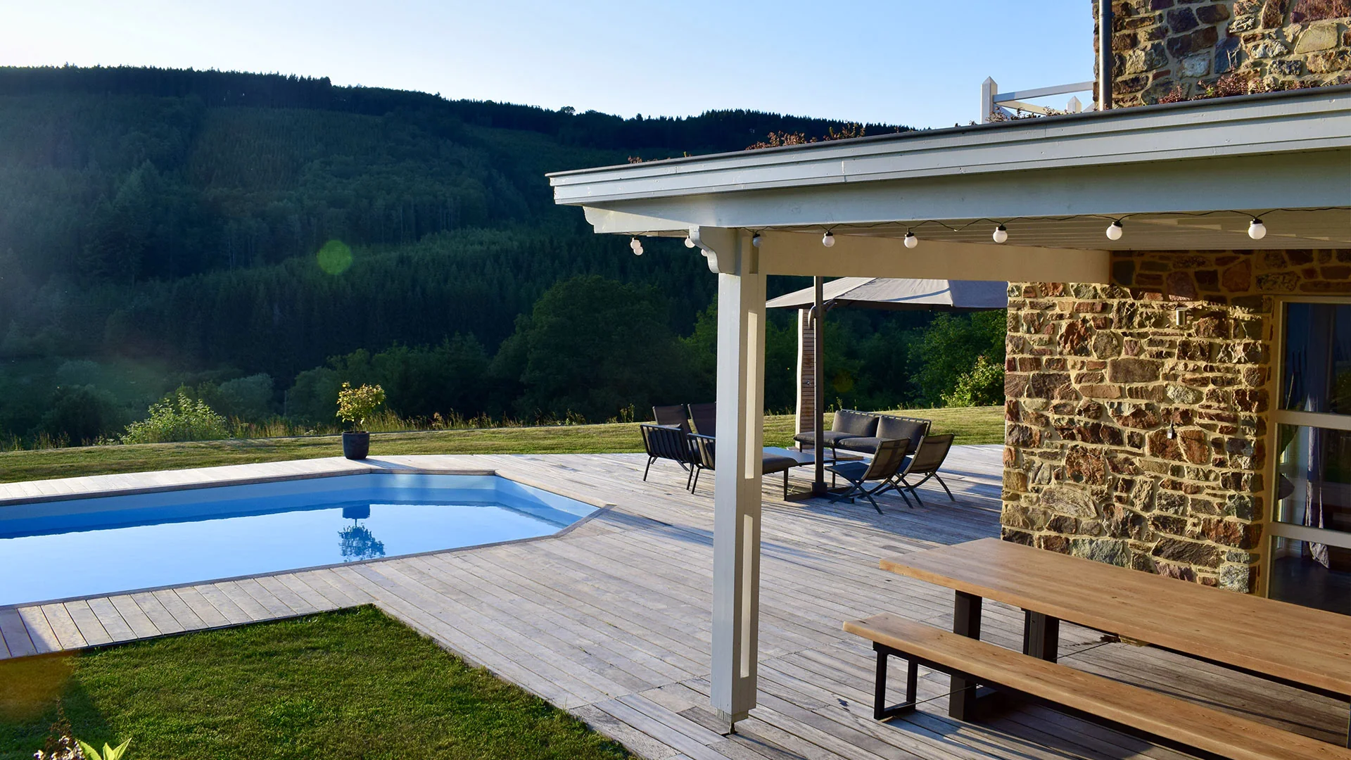 Pool at Le Rêve d’Élise